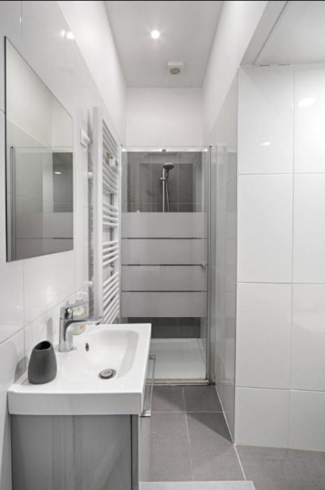Appartement Fantin Latour Confortable 2p Seine Et Tour Eiffel *